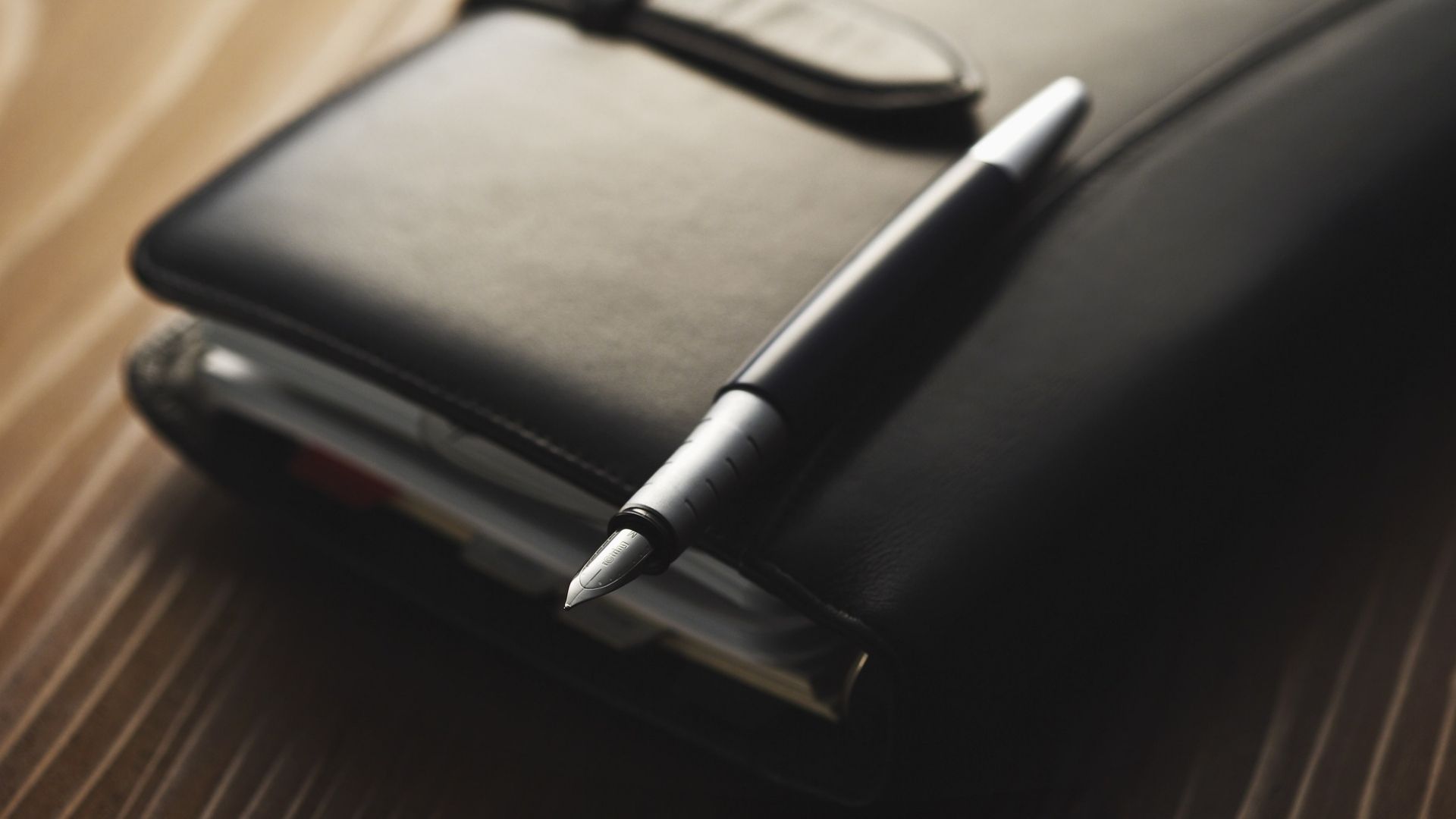 Bukan Sekedar Alat Tulis, 5 Pulpen Ini Dirancang Untuk Para Profesional